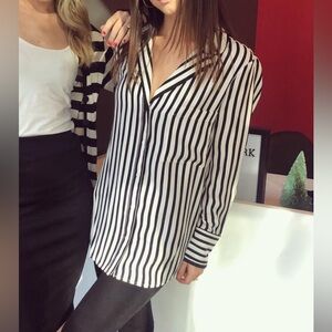 FRAME 100% silk Striped Black and White oversized Women's Top